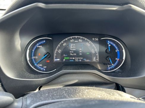 Certified 2025 Toyota RAV4 XLE image 9