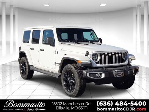 Used 2025 Jeep Wrangler Unlimited Sahara image 1