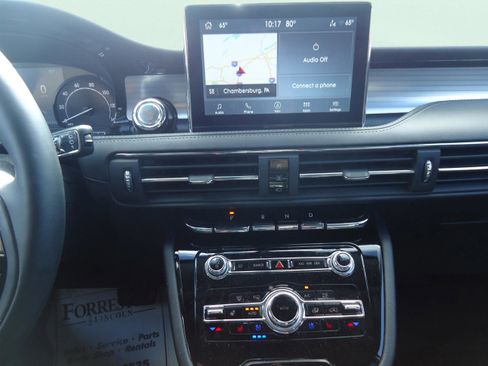 Used 2022 Lincoln Corsair AWD w/ Equipment Group 101A image 15