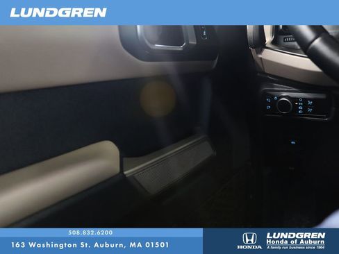 Used 2023 Ford Bronco Wildtrak image 26