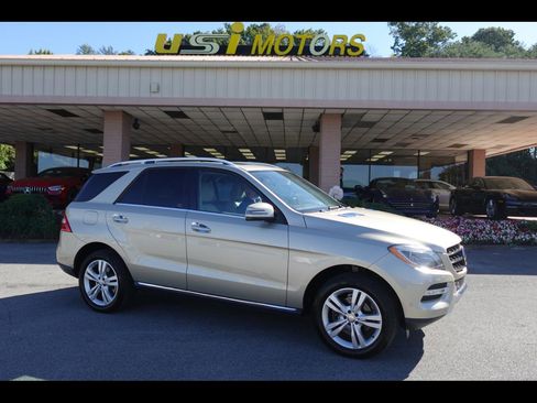 Used 2013 Mercedes-Benz ML 350 ML350 4MATIC image 1