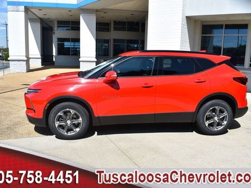 Used 2024 Chevrolet Blazer LT FWD image 6