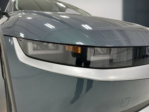 Certified 2022 Hyundai Ioniq 5 SE AWD/4WD image 12