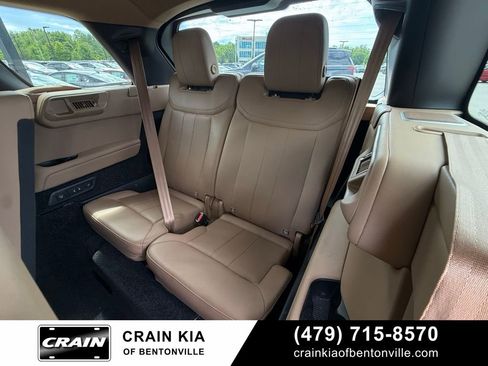 Used 2025 Land Rover Range Rover Long Wheelbase SE AWD/4WD image 26