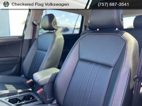 Used 2024 Volkswagen Tiguan Wolfsburg Edition FWD image 20
