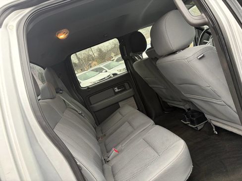Used 2014 Ford F150 XLT w/ XLT Chrome Package image 18