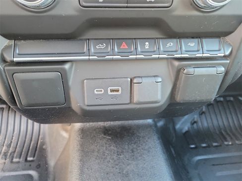 Used 2021 GMC Sierra 1500 2WD Regular Cab w/ Convenience Package image 21