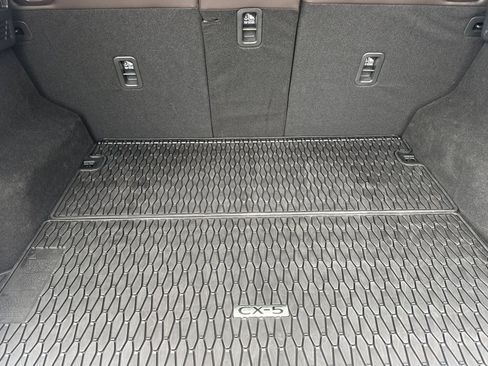 Certified 2025 MAZDA CX-5 Signature image 17