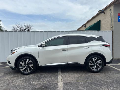 Used 2018 Nissan Murano Platinum FWD image 2