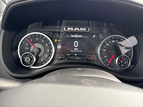 New 2026 RAM 1500 4x4 Crew Cab image 16