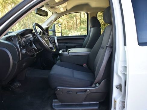 Used 2014 GMC Sierra 3500 SLE w/ SLE Preferred Package image 10