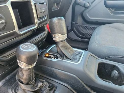 Used 2020 Jeep Wrangler Unlimited Sport image 23