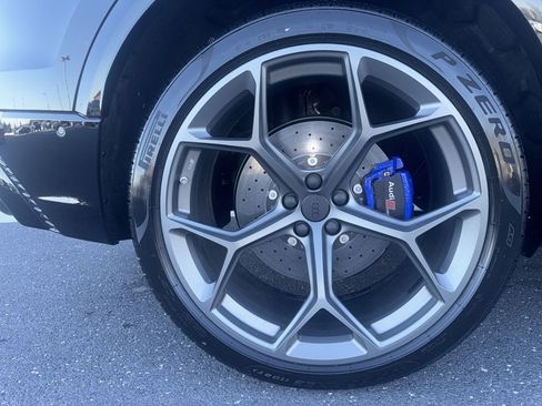 New 2026 Audi RS Q8 performance image 8