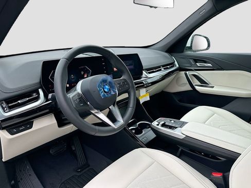New 2026 BMW X1 xDrive28i w/ Convenience Package AWD/4WD image 9