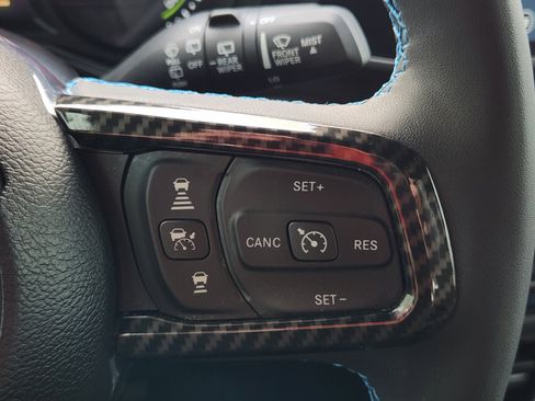 Used 2024 Jeep Wrangler High Altitude AWD/4WD image 30