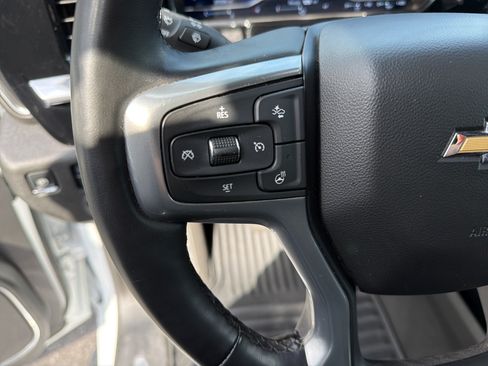 Used 2025 Chevrolet Silverado 3500 LTZ w/ LTZ Convenience Package AWD/4WD image 19