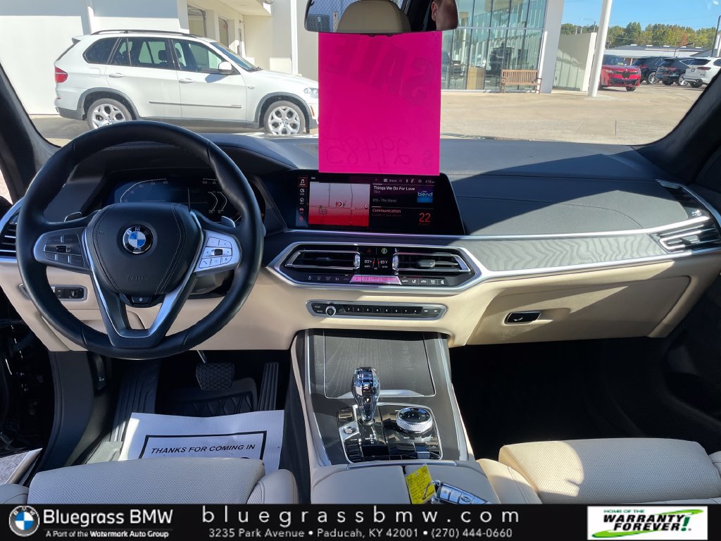 Used 2022 BMW X7 xDrive40i w/ Executive Package AWD/4WD image 11