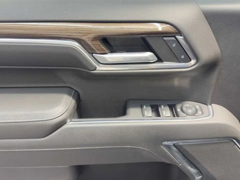 Used 2022 Chevrolet Silverado 1500 LT RWD image 20