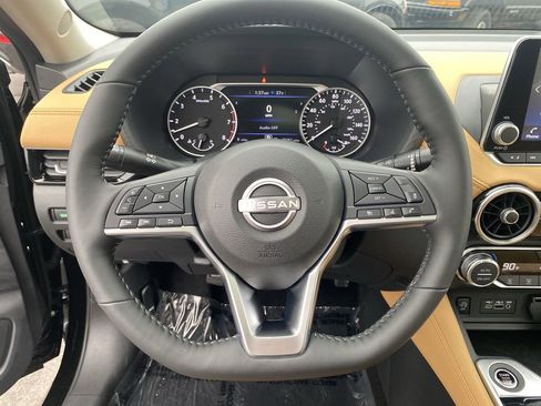 New 2025 Nissan Sentra SV w/ SV Premium Package image 16