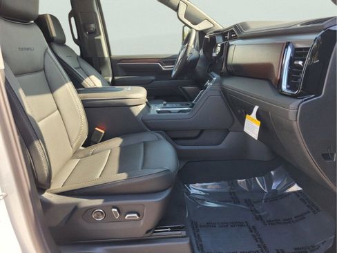 New 2026 GMC Sierra 2500 Denali w/ Denali Reserve Package AWD/4WD image 19