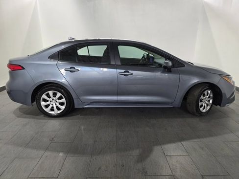 Used 2025 Toyota Corolla LE image 6