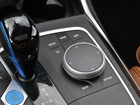 Certified 2023 BMW i4 eDrive35 RWD image 24