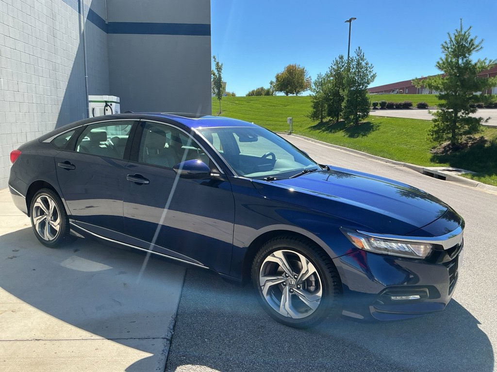 Used 2020 Honda Accord EX image 12