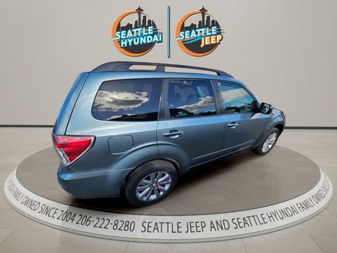 Used 2011 Subaru Forester 2.5X Premium AWD/4WD image 6