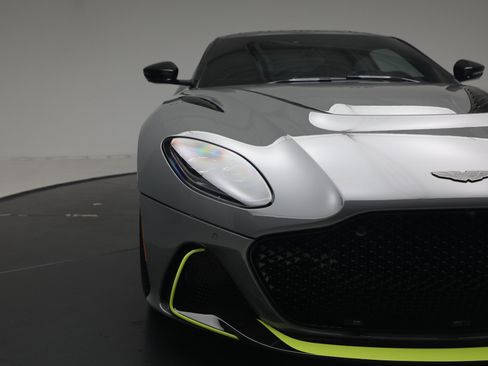 Used 2023 Aston Martin DBS Coupe RWD image 38