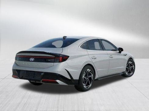 New 2026 Hyundai Sonata SEL FWD image 4