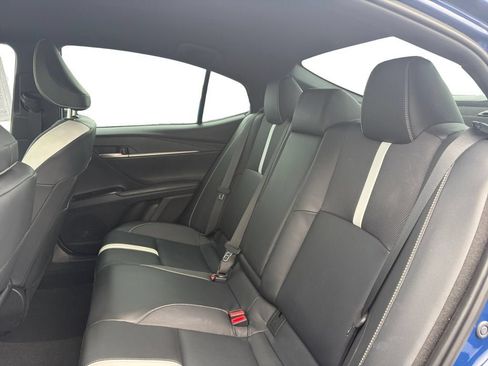 Used 2025 Toyota Camry SE FWD image 16