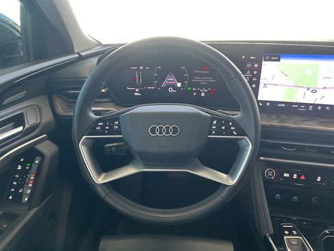 Used 2025 Audi Q5 Premium Plus AWD/4WD image 13