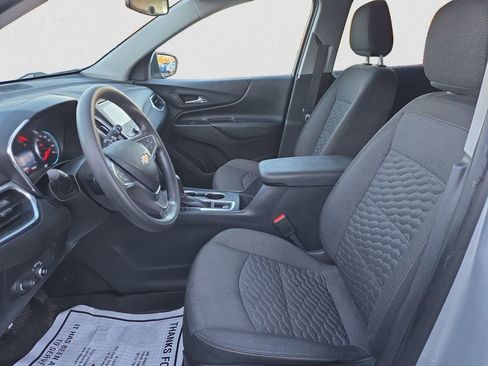 Used 2019 Chevrolet Equinox LT w/ LPO, Floor Liner Package image 9