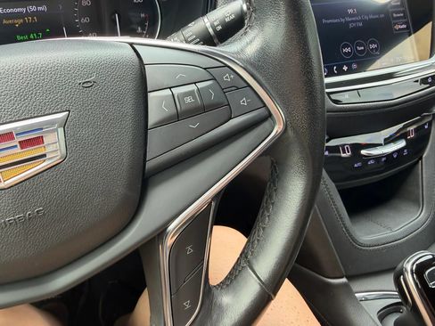 Used 2022 Cadillac XT5 Luxury w/ LPO, ONYX Package FWD image 21