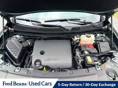 Used 2023 Chevrolet Traverse LT AWD/4WD image 39
