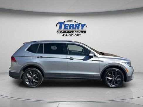 Used 2023 Volkswagen Tiguan SE FWD image 6