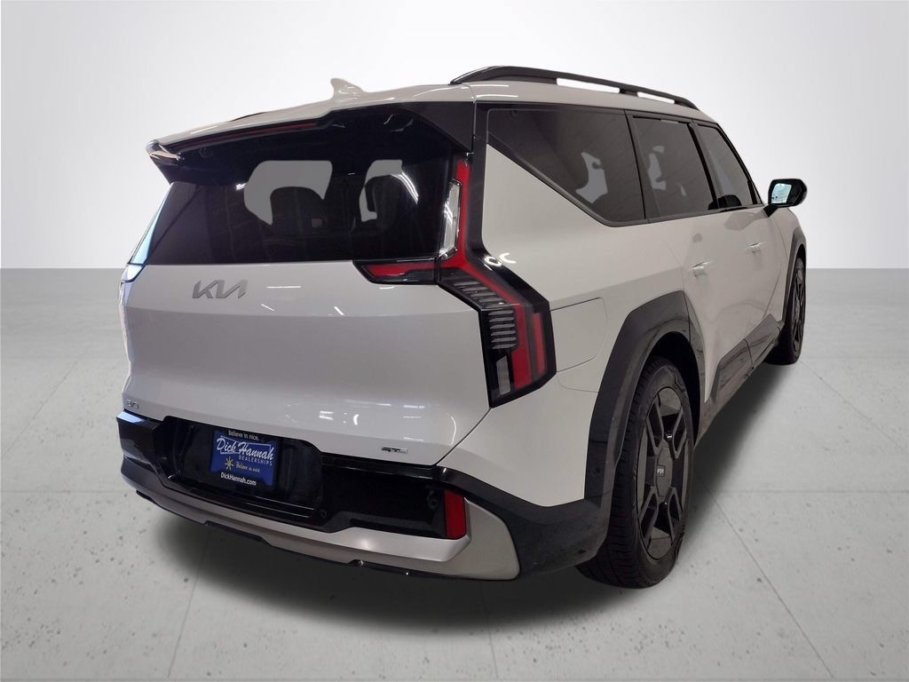 Used 2024 Kia EV9 GT-Line AWD/4WD image 11