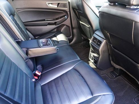 Used 2020 Ford Edge SEL w/ Convenience Package image 21