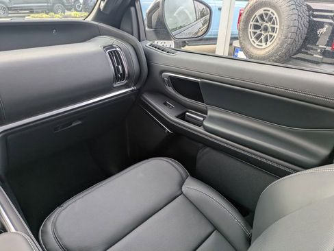 New 2026 Ford Expedition Max Platinum image 20