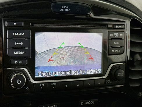 Used 2016 Nissan Juke SV AWD/4WD image 5