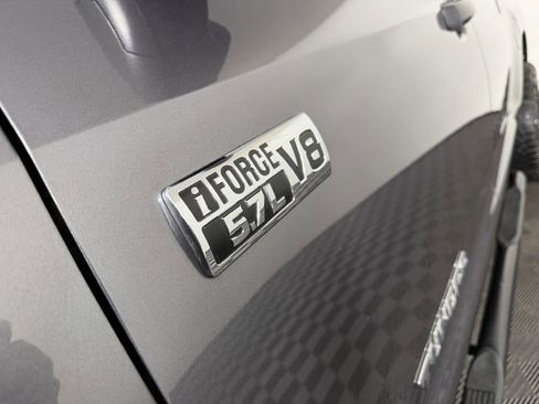 Used 2019 Toyota Tundra SR5 image 40