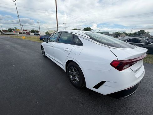 Used 2023 Kia K5 LXS image 5