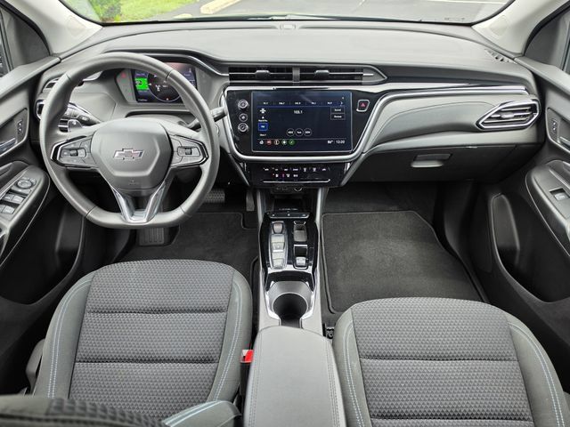 Used 2023 Chevrolet Bolt EUV LT FWD image 2