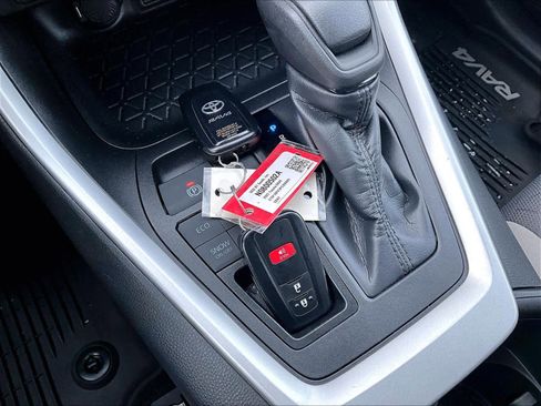 Used 2023 Toyota RAV4 XLE w/ XLE Grade Weather Package image 31