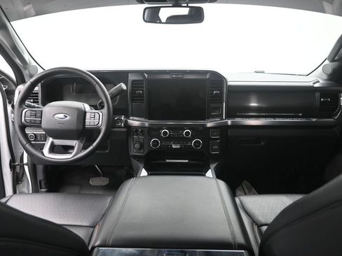 Used 2025 Ford F250 Lariat w/ Tremor Off-Road Package AWD/4WD image 14