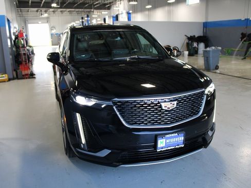 Used 2020 Cadillac XT6 Premium Luxury image 4