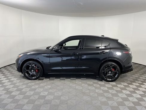 Used 2025 Alfa Romeo Stelvio Sprint w/ Veloce Package image 4
