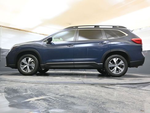 Used 2024 Subaru Ascent Premium w/ Convenience Package image 43