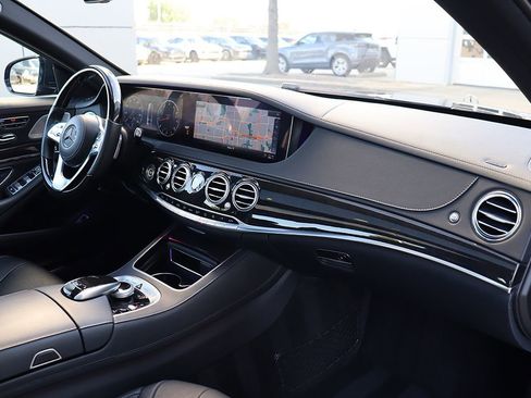 Used 2018 Mercedes-Benz S 450 Sedan image 14