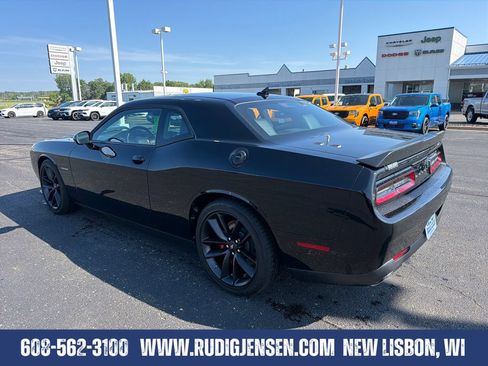 Used 2022 Dodge Challenger R/T w/ Plus Package RWD image 3